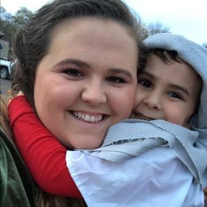 Meet your Posher, Brittne